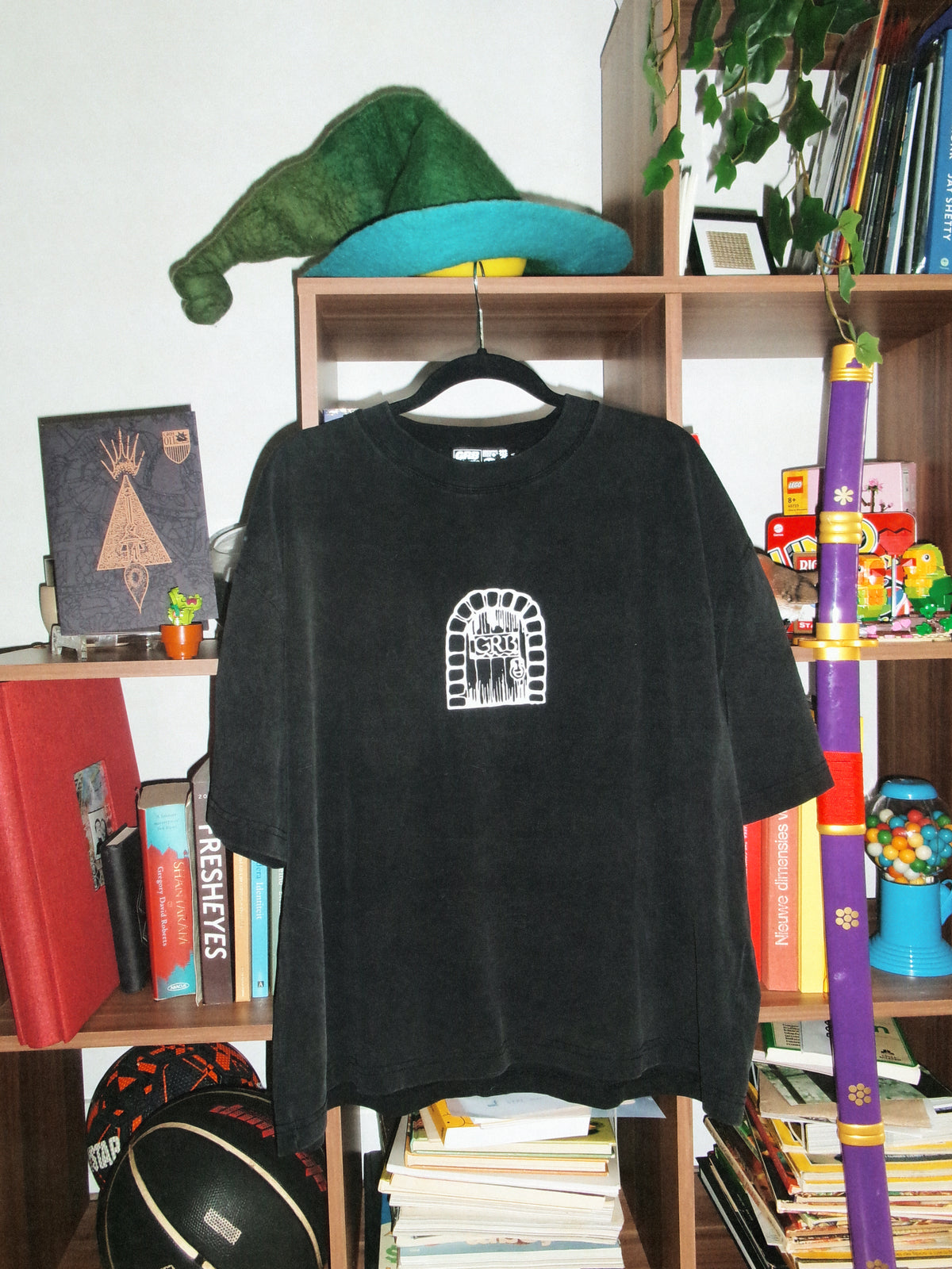 (PRE-ORDER) GRB DUNGEON KEEPER TEE