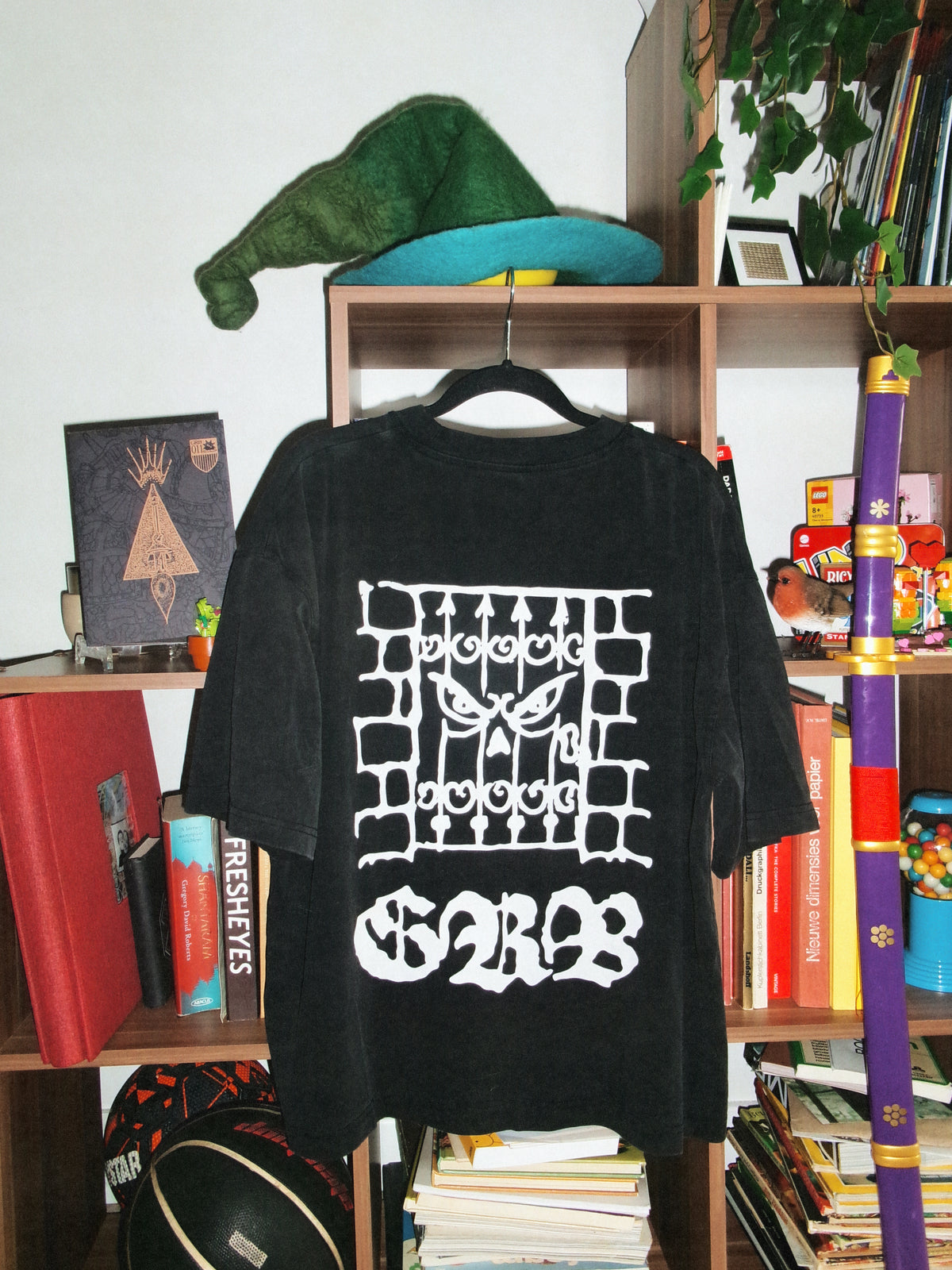(PRE-ORDER) GRB DUNGEON KEEPER TEE