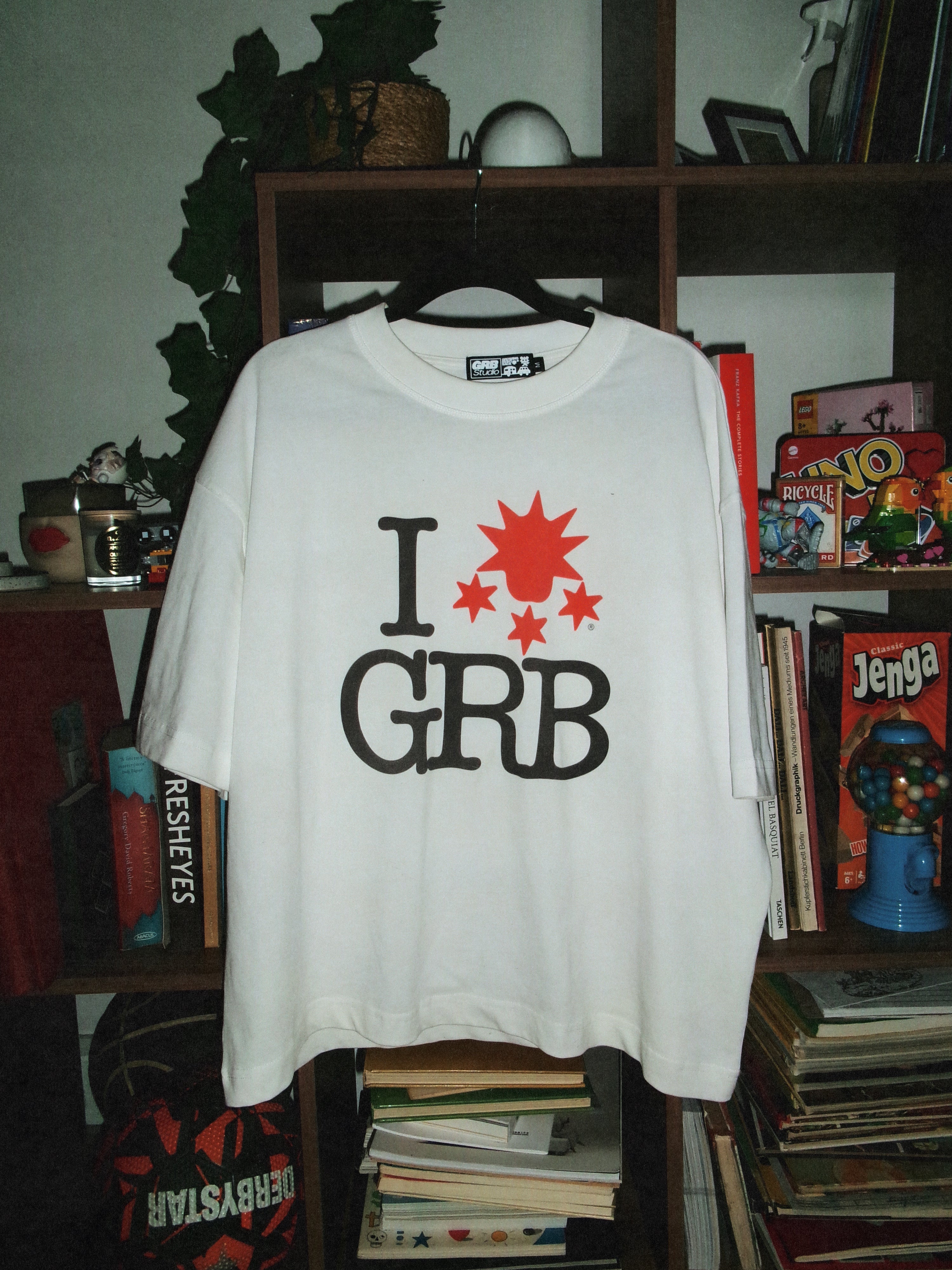 (PRE-ORDER) I HEART GRB TEE
